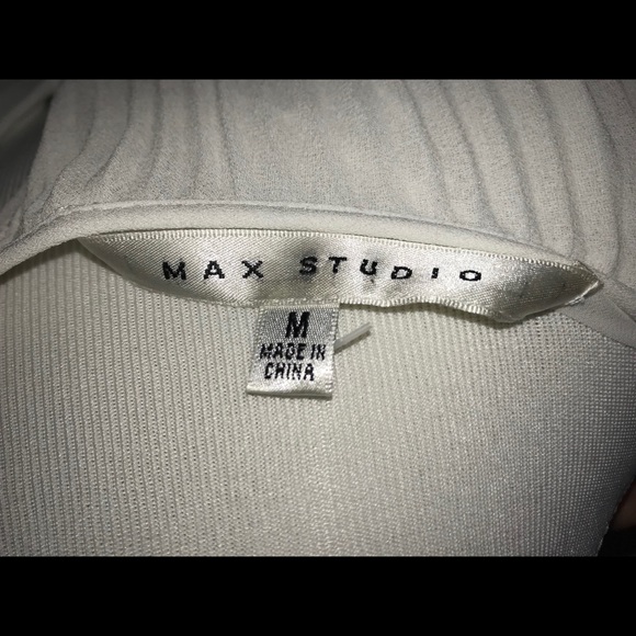 Max Studio sleeveless blouse - Picture 4 of 4